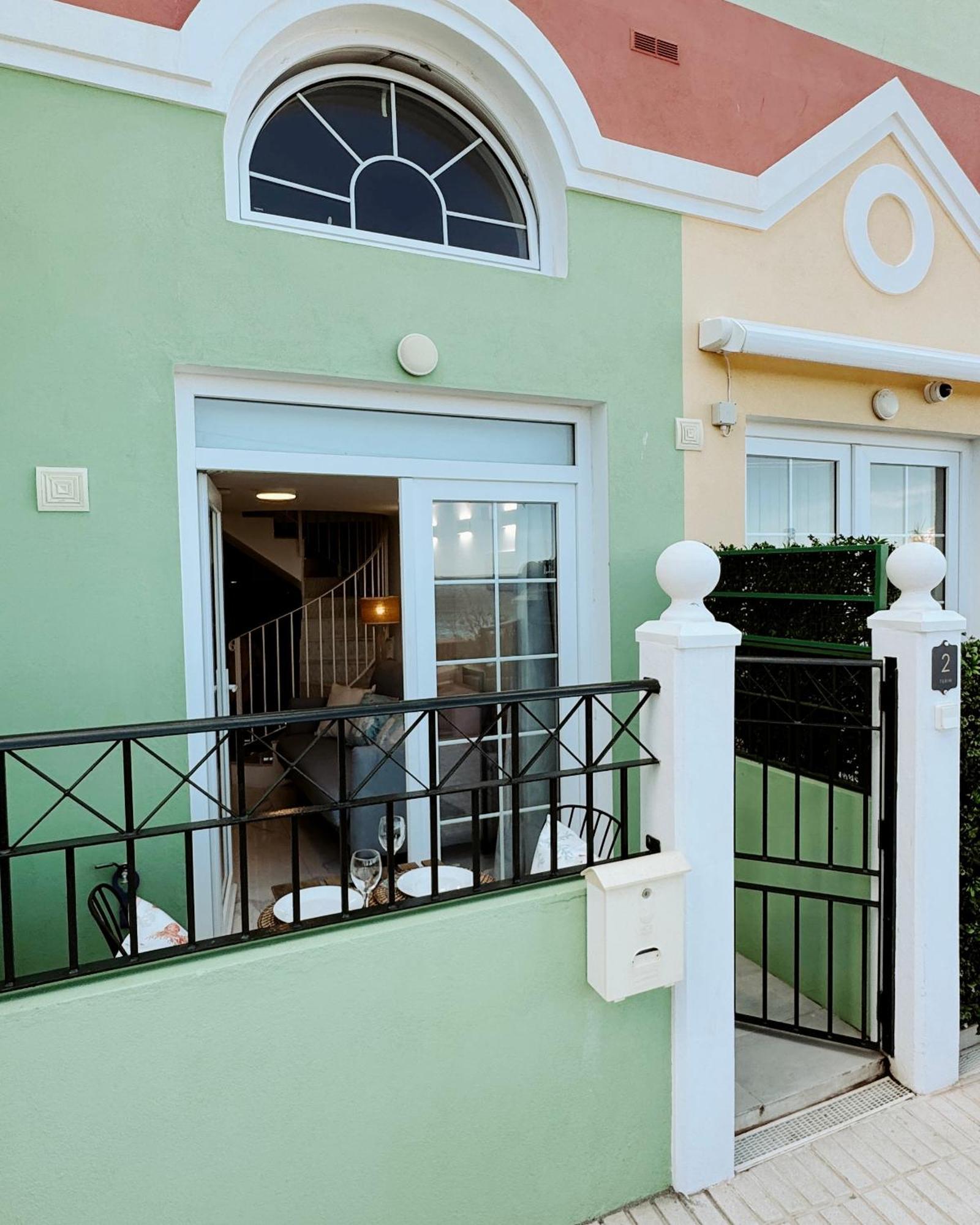 Unique Waterfront Duplex On The Mediterranean - Caleta, Catalan Bay 直布罗陀 外观 照片